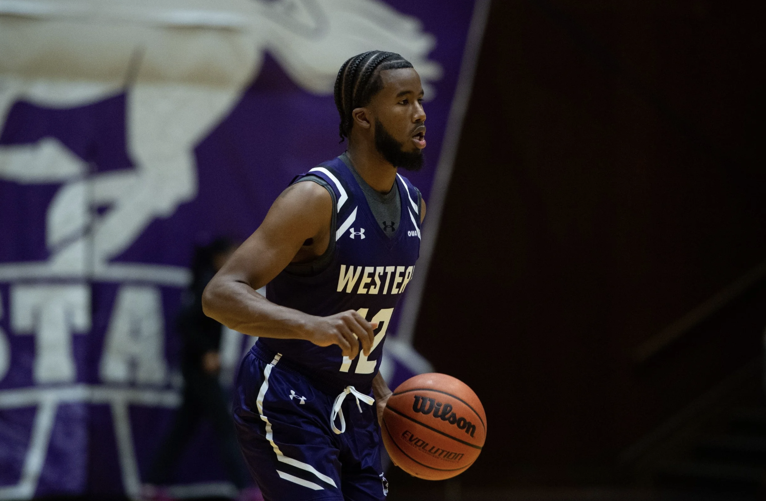(Photo: Brandon VandeCaveye / Western Mustangs).